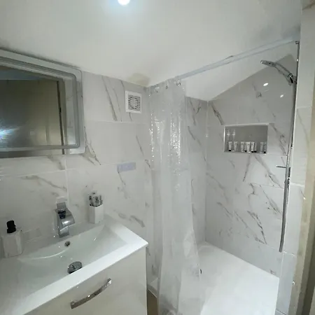 Holiday home Ze Luxurious House Paris - De Luxe Argenteuil